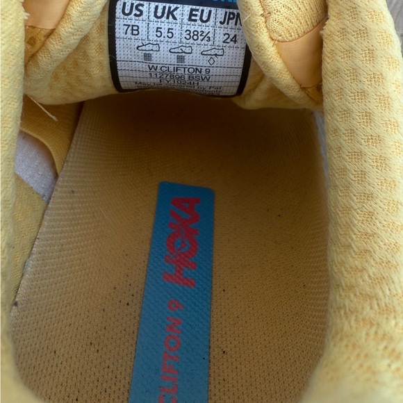 HOKA
WOMEN'S CLIFTON 9 - Picture 15 of 15